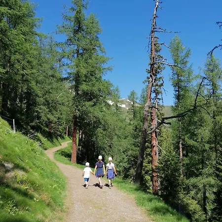 Holzer شقة سانكت مايكل ايم لون